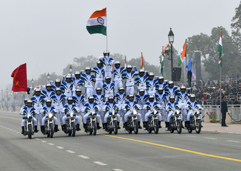 74th Republic Day 26 जनवरी 2023:दुनिया ने देखा भारत की सामरिक शक्ति और सांस्कृतिक विरासत तीसरा पक्ष कर्तव्य पथ पर भारतीय सैनिकों के हैरतअंगेज करतब