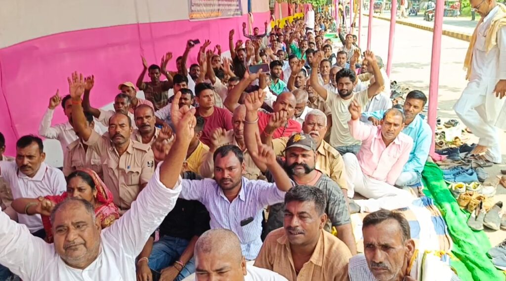 पटना : बिहार दफादार , चौकीदार पंचायत की अनशन 8वे दिन स्थगित । तीसरा पक्ष WhatsApp Image 2023 09 18 at 7.23.33 PM तीसरा पक्ष