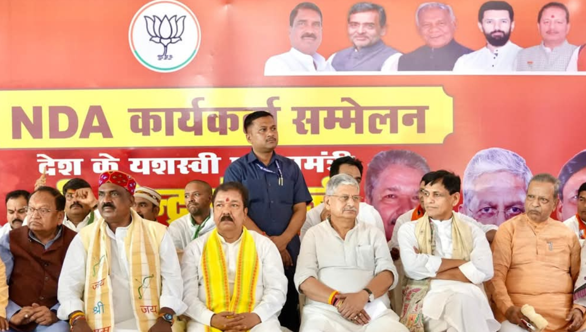 देश के प्रधानसेवक के आगमन का इंतजार : डॉ. दिलीप जायसवाल