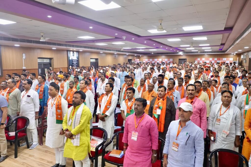 चुनाव जीतने का एक ही मंत्र बूथ जीतो, चुनाव जीतो: जायसवाल तीसरा पक्ष WhatsApp Image 2025 05 23 at 5.19.40 PM 2 तीसरा पक्ष