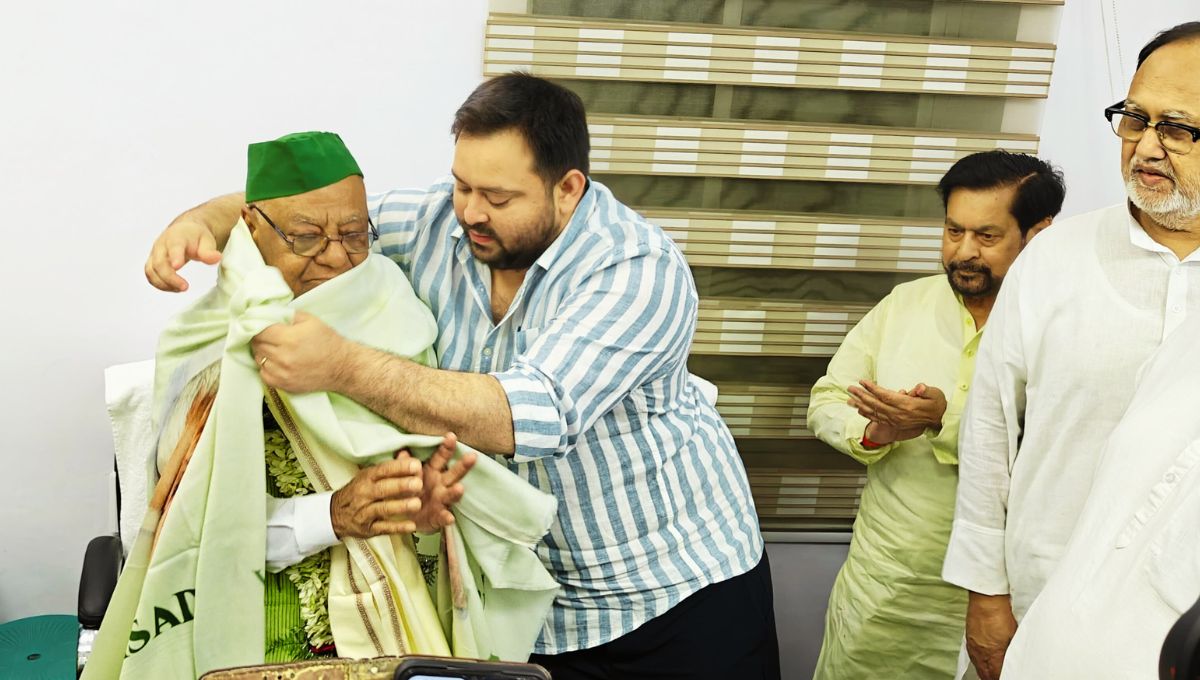 समारोह में उपस्थित प्रमुख चेहरे