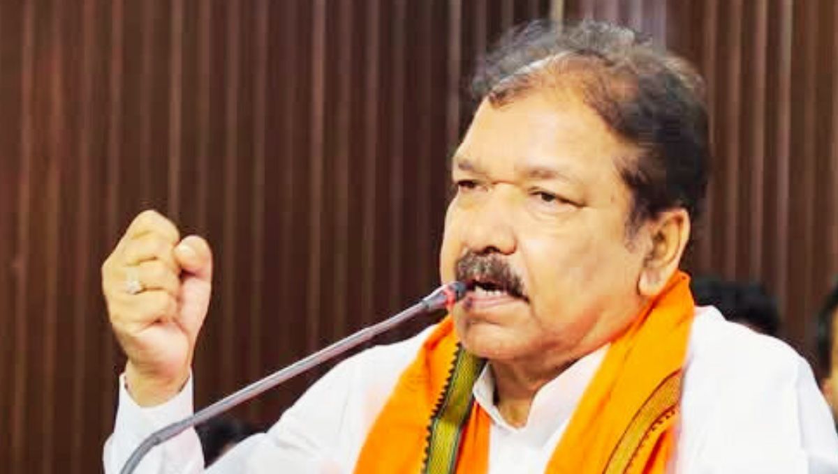 खगड़िया में खेलों की नई शुरुआत: दिलीप जायसवाल ने किया ऑल इंडिया फुटबॉल टूर्नामेंट का भव्य शुभारंभ