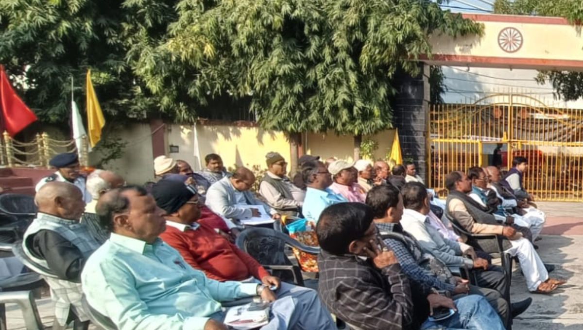 परिवारवाद बनाम अम्बेडकरवाद की संभावनाएं परिवारवाद बनाम अम्बेडकरवाद की संभावनाएं