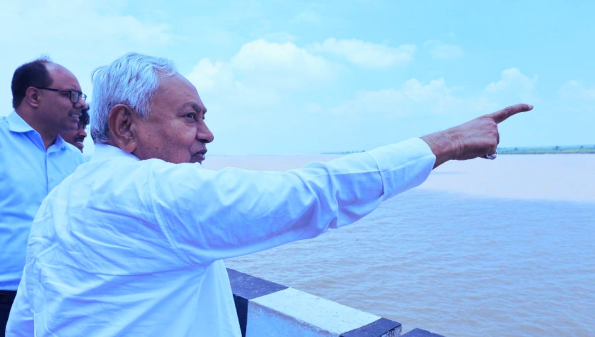 मुख्यमंत्री ने गंगा जलस्तर का जायजा लिया, अलर्ट रहने का निर्देश मुख्यमंत्री ने गंगा जलस्तर का जायजा लिया, अलर्ट रहने का निर्देश