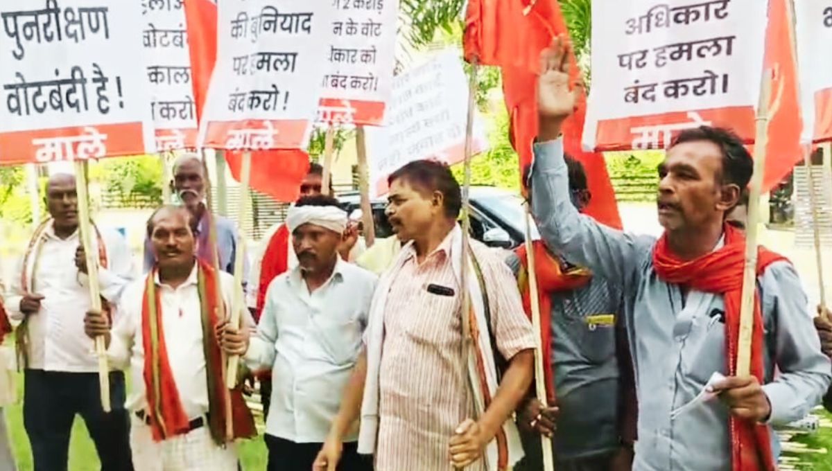 नेताओं की भूमिका अहम नेताओं की भूमिका अहम
