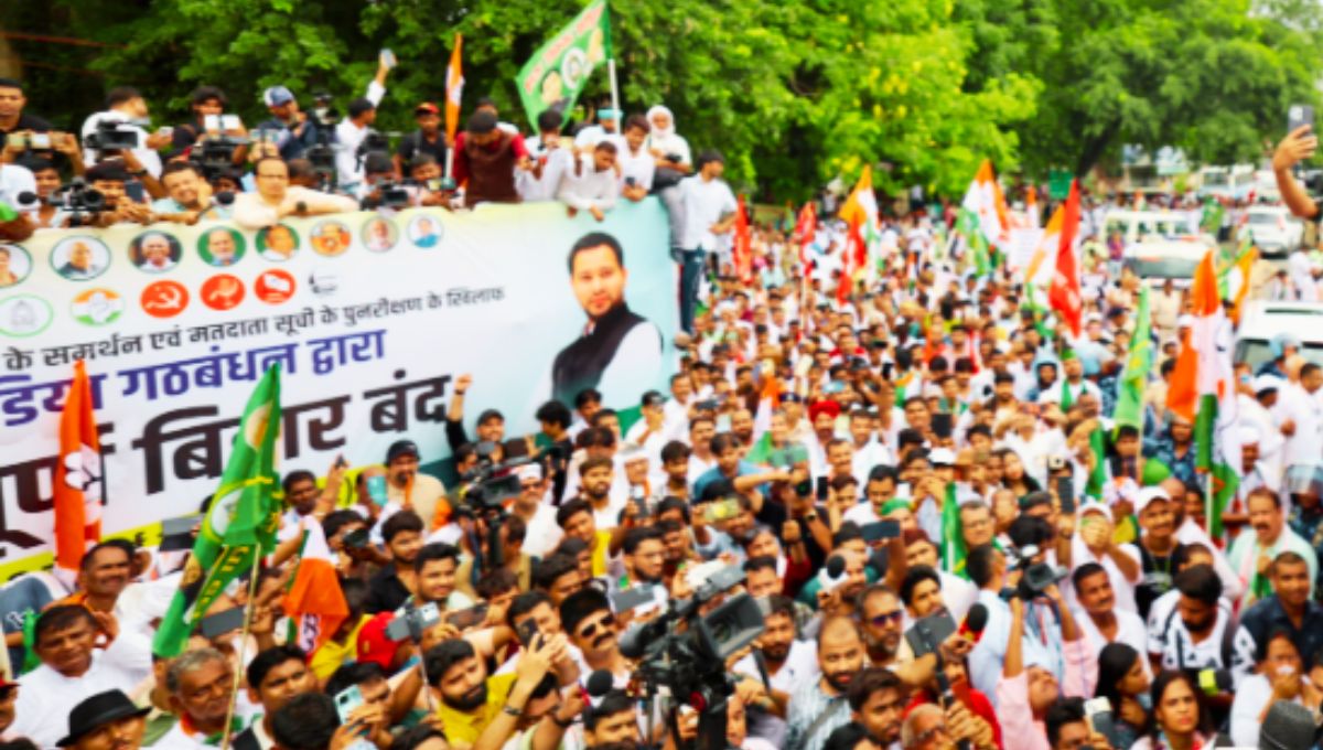 चक्का जाम में दिखा जनरोष, संघर्ष के लिए तैयार बिहार चक्का जाम में दिखा जनरोष, संघर्ष के लिए तैयार बिहार