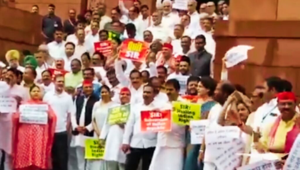 होम तीसरा पक्ष जातिगत जनगणना और मतदाता सूची विवाद: बिहार से उठी आवाज अब दिल्ली के दरवाजे पर