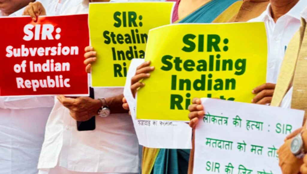 जब लोकतंत्र अपनी पहचान माँगने लगे: एसआईआर की खामोश दस्तक