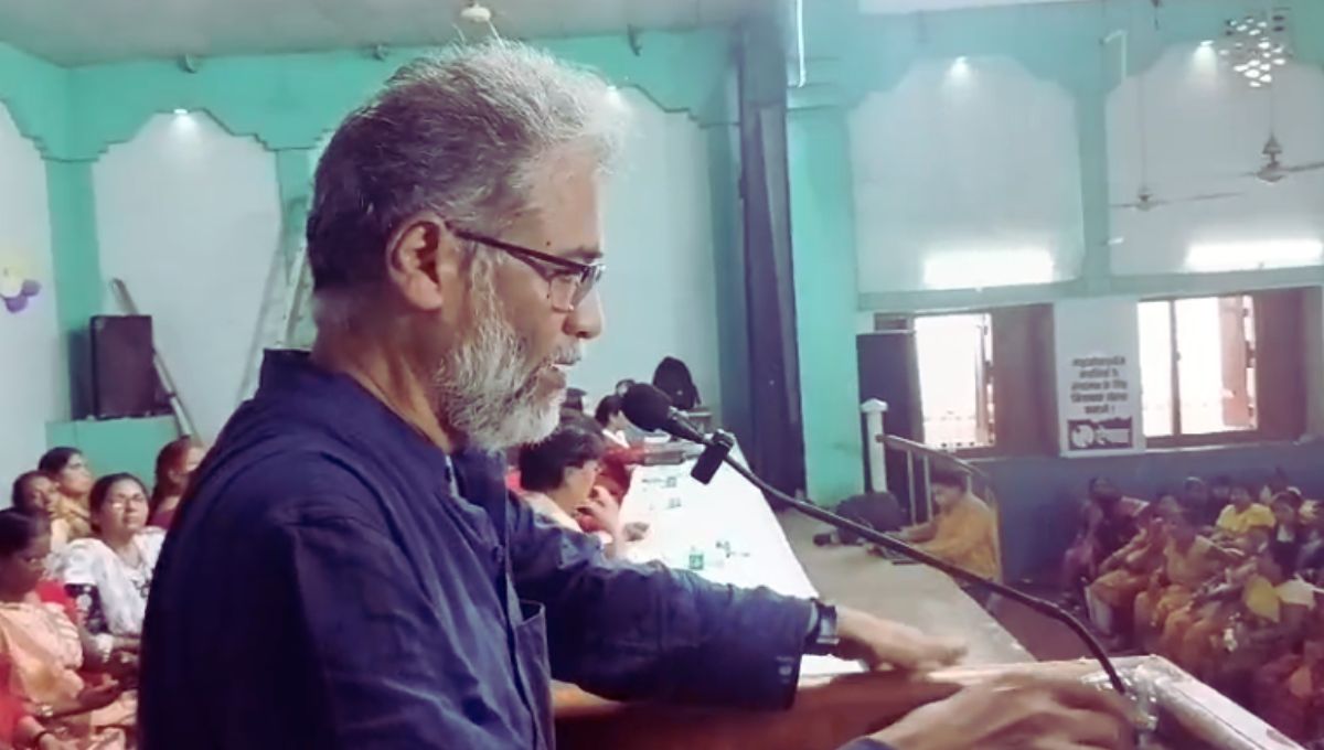 कर्ज नहीं रोजगार चाहिए!बिहार की महिलाओ की हुंकार से कांपी सत्ता