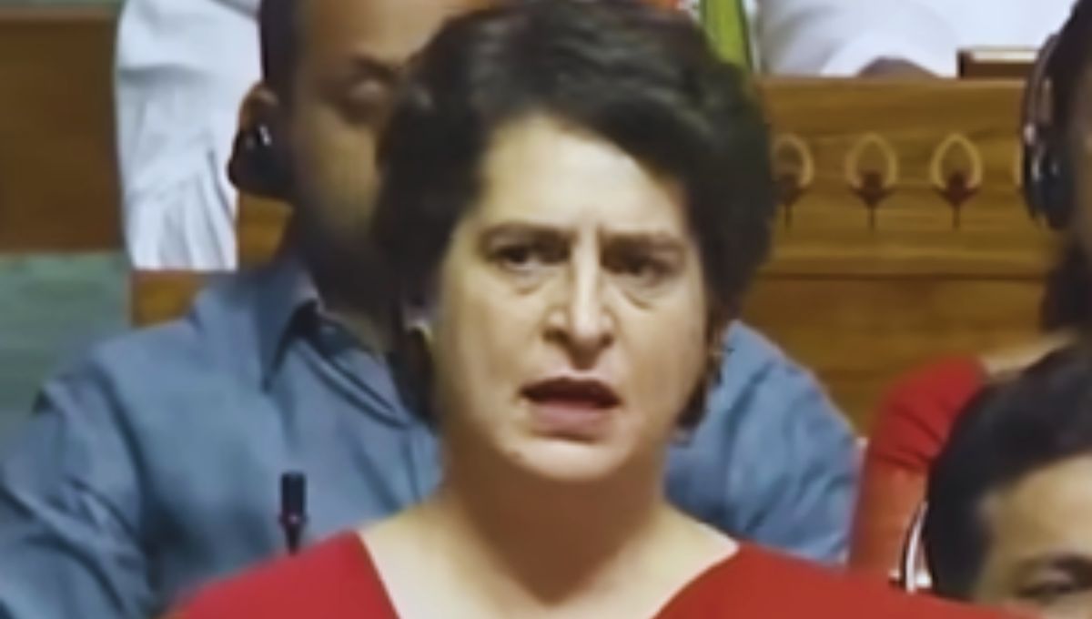 चुनाव आयोग बना सत्ता का हथियार? प्रियंका गांधी के 5 सवालों से मचा बवाल