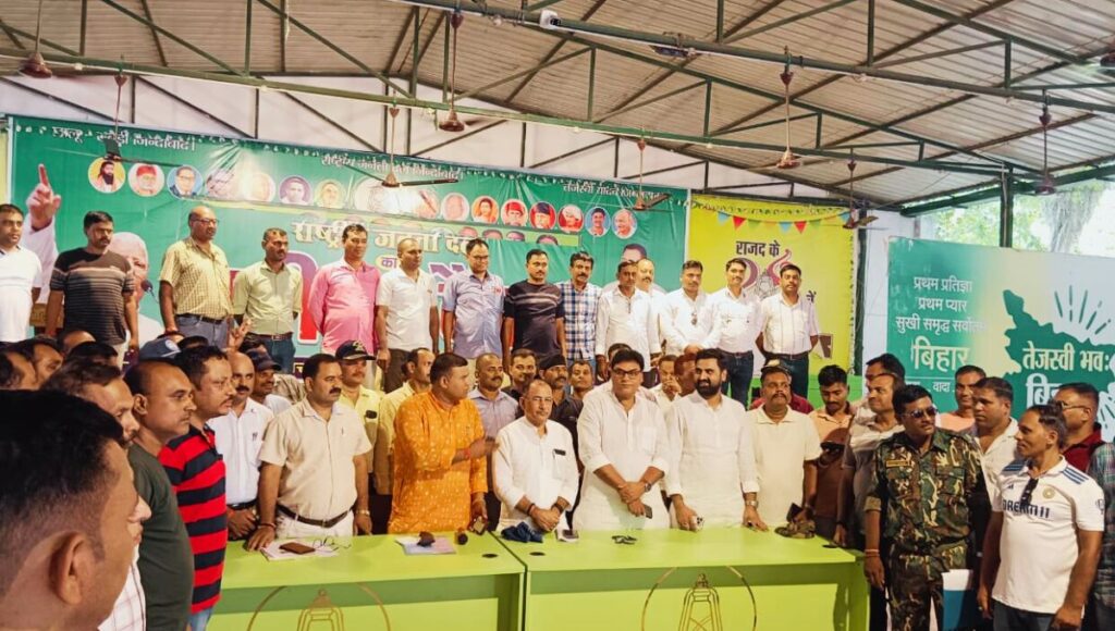 भूतपूर्व सैनिकों ने उठाई न्याय की मांगों की आवाज