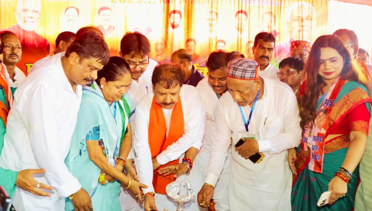 उजियारपुर में दिखा जोश, डॉ. दिलीप जायसवाल ने भरा उत्साह