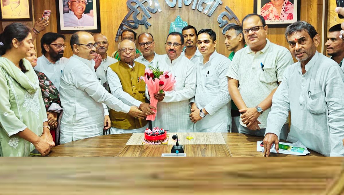 राजद प्रवक्ता एजाज अहमद: विचारधारा का जीवंत चेहरा, जन्मदिन पर दिखा पार्टी का अटूट साथ