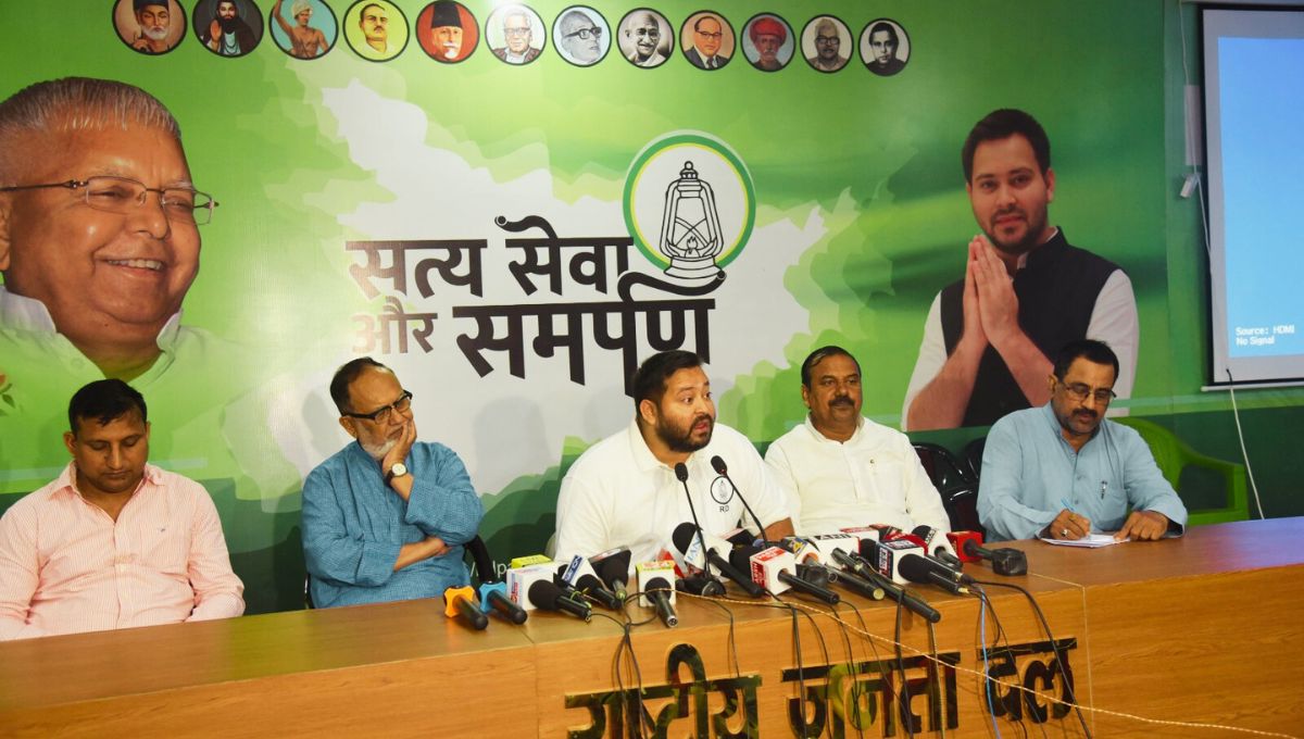 पत्रकार की पिटाई पर गरजे तेजस्वी ,प्रधानमंत्री बताएं, क्या यही है बिहार का जंगलराज?