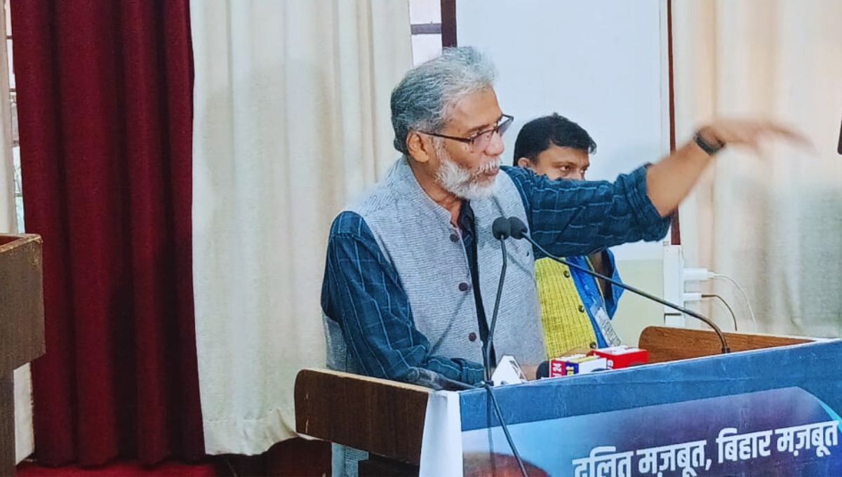पहले जनसंहार, अब न्याय-संहार – बिहार चुनाव में भट्टाचार्य का सियासी वार पहले जनसंहार, अब न्याय-संहार – बिहार चुनाव में भट्टाचार्य का सियासी वार