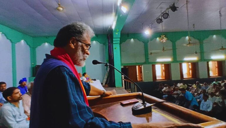 सवाल उठाने वालों को कुचला जा रहा है : दीपंकर भट्टाचार्य सवाल उठाने वालों को कुचला जा रहा है : दीपंकर भट्टाचार्य
