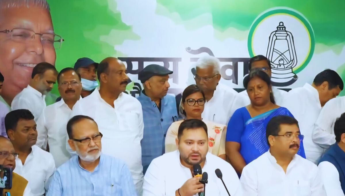 तेजस्वी बोले – सीमांचल और पूर्वांचल में पार्टी होगी और मज़बूत तेजस्वी बोले – सीमांचल और पूर्वांचल में पार्टी होगी और मज़बूत