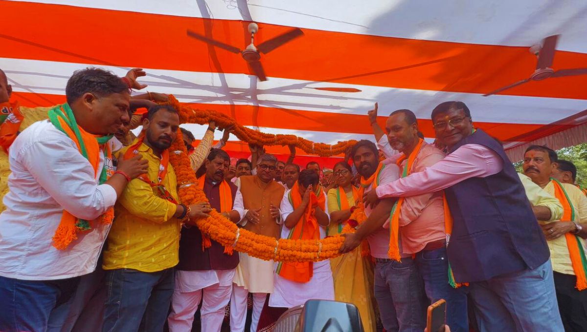 विकास ही एजेंडा, भ्रम नहीं – विपक्ष पर तीखा प्रहार विकास ही एजेंडा, भ्रम नहीं – विपक्ष पर तीखा प्रहार