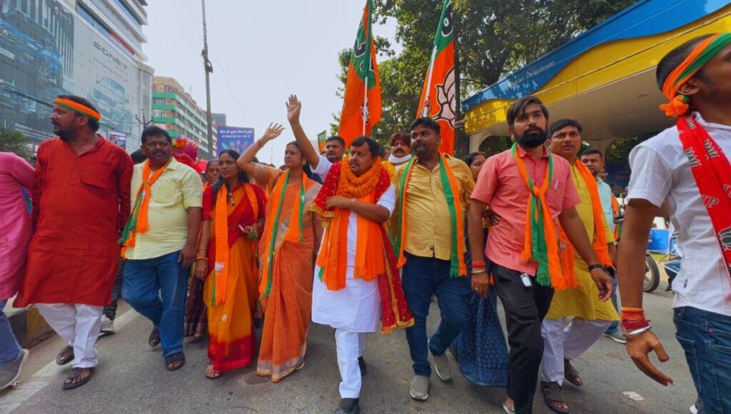 नितिन नवीन ने पांचवीं बार भरा नामांकन: बोले, बांकीपुर ने मुझे उंगली पकड़कर चलना सिखाया है, भाजपा है तो मैं हूँ