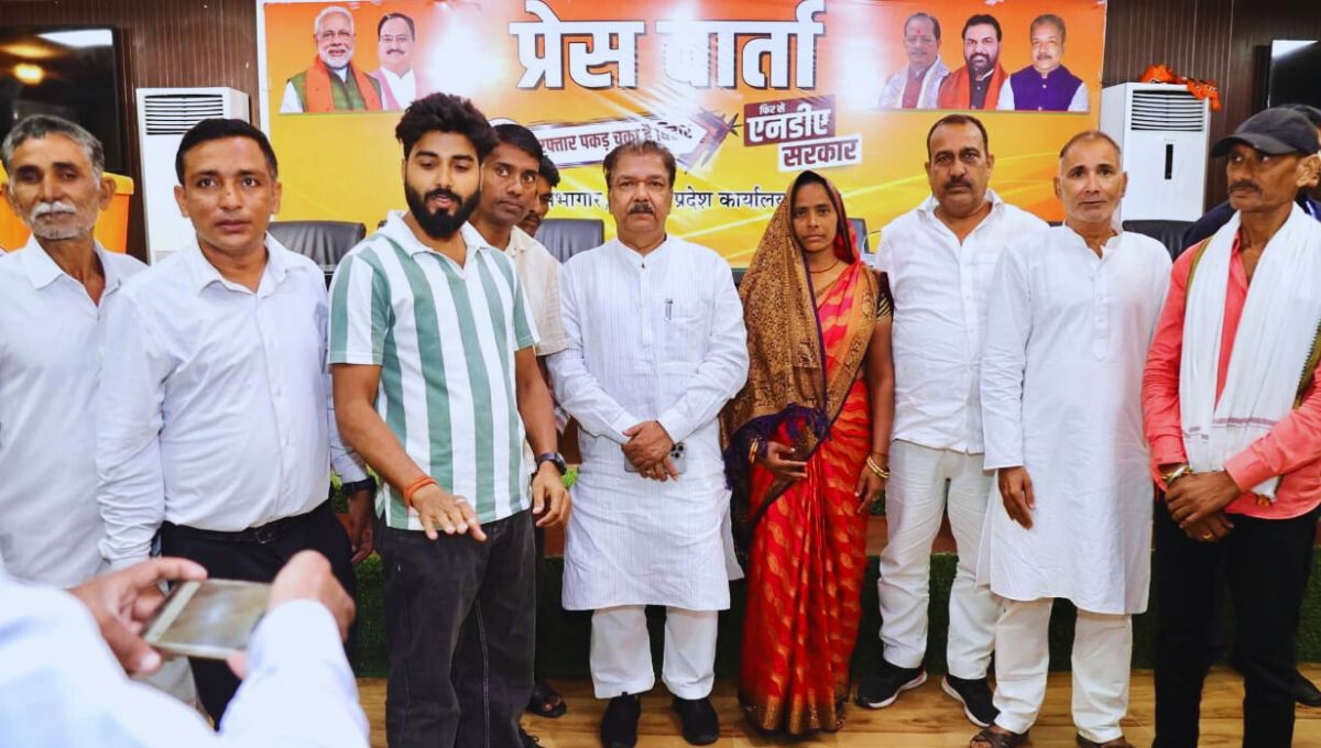 एनडीए की जीत के लिए बनाई जा रही रणनीति एनडीए की जीत के लिए बनाई जा रही रणनीति