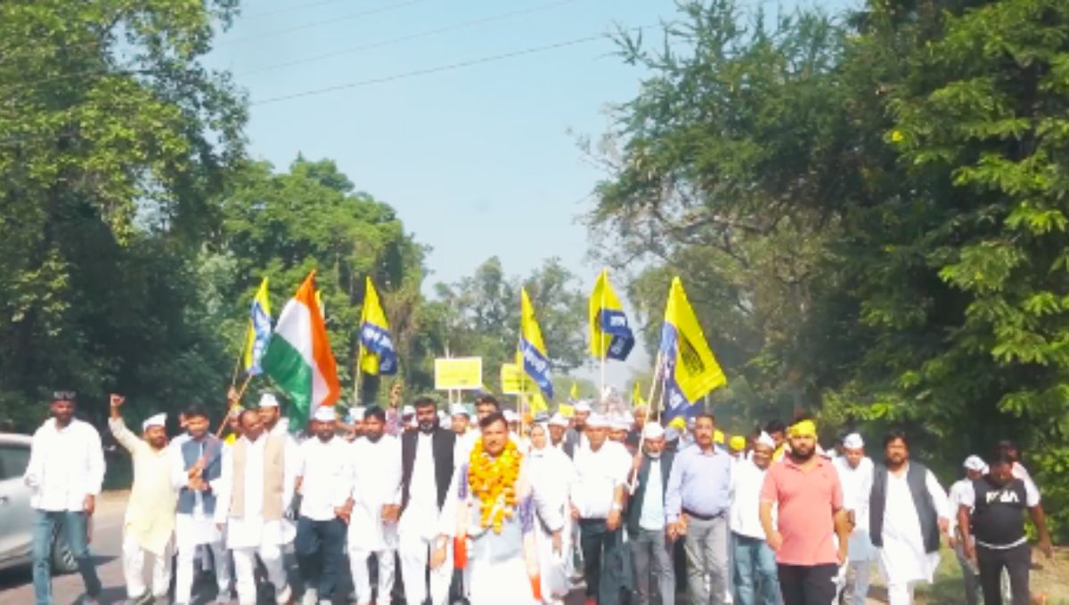 रोजगार दो – सामाजिक न्याय दो: आम आदमी पार्टी की पदयात्रा बनी उत्तर प्रदेश की नई जनलहर