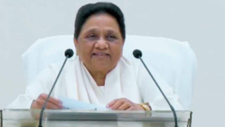 BSP चीफ मायावती ने की राज्यों की संगठनात्मक समीक्षा: जनाधार बढ़ाने की रणनीति पर बड़ा फोकस