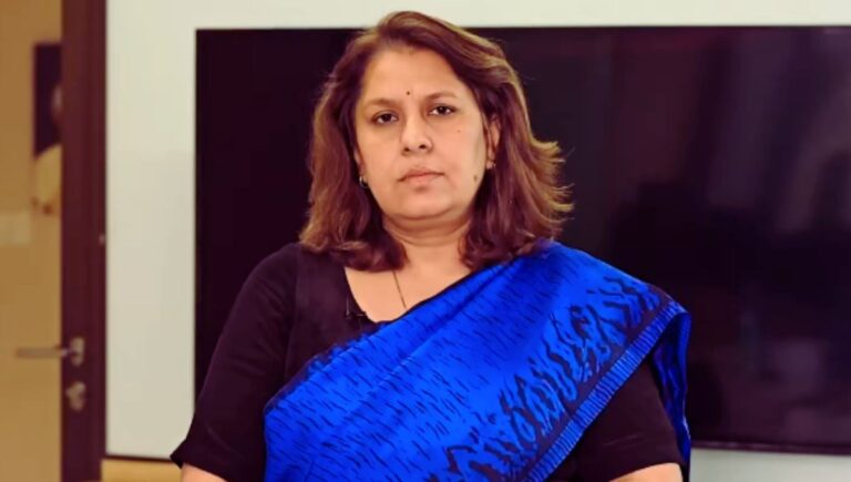 वोट चोरी का साया: 19 दिन, 7 राज्य और 17 BLO की मौत — क्या लोकतंत्र की रीढ़ टूट रही है?