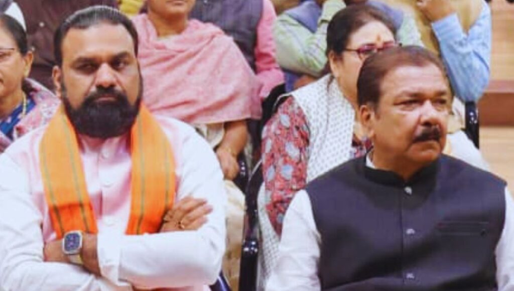 चुनाव प्रबंधन समिति के सभी पदाधिकारियों को सम्मानित करेंगे प्रदेश अध्यक्ष डॉ. दिलीप जायसवाल