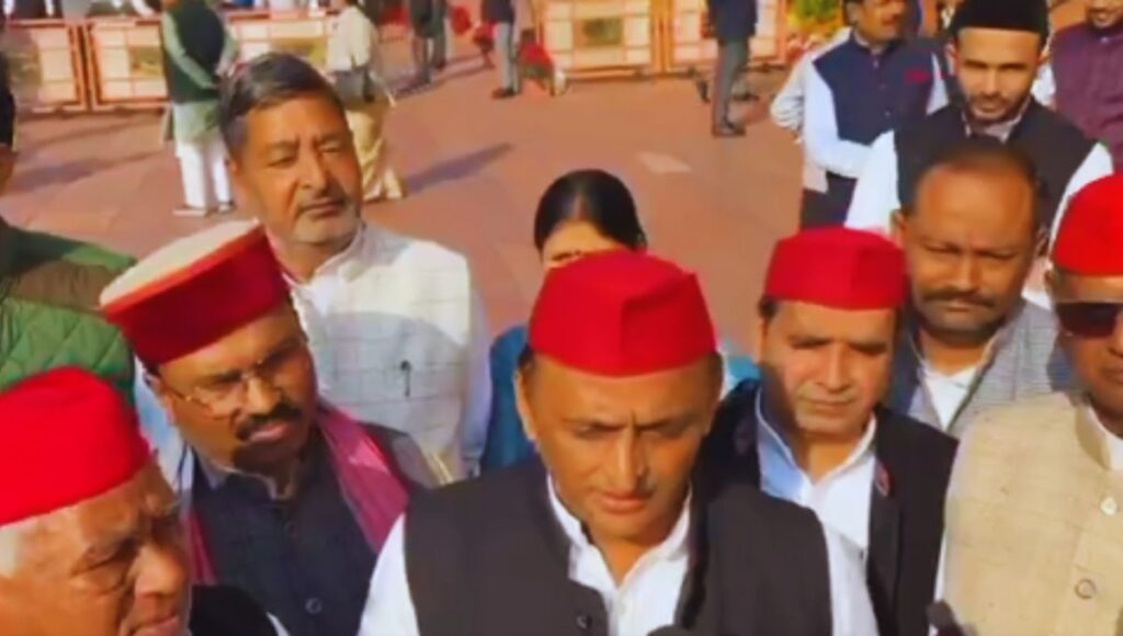 इलेक्शन कमीशन पर अखिलेश यादव का बड़ा बयान