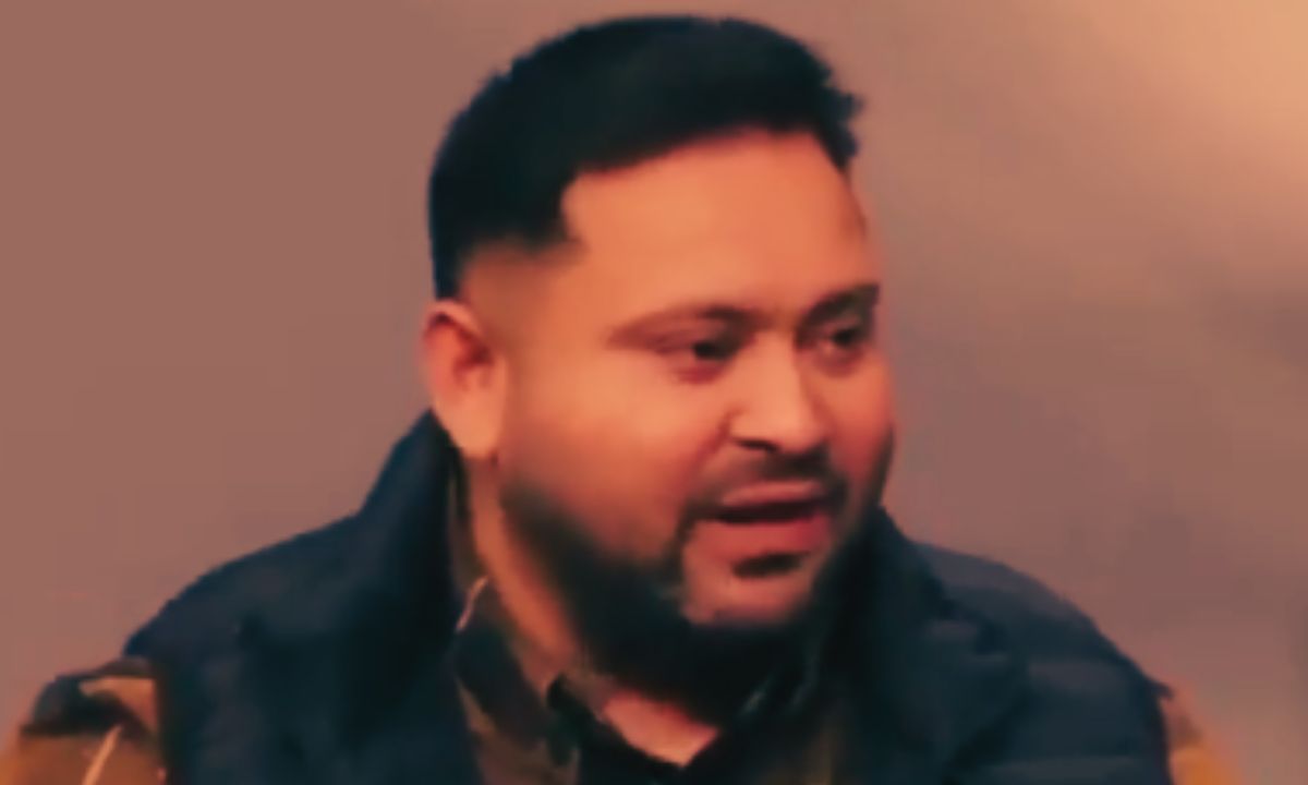 भारतीय लोकतंत्र पर संस्थागत दबाव? बिहार चुनाव और रिश्वत संस्कृति पर तेजस्वी यादव के गंभीर आरोप