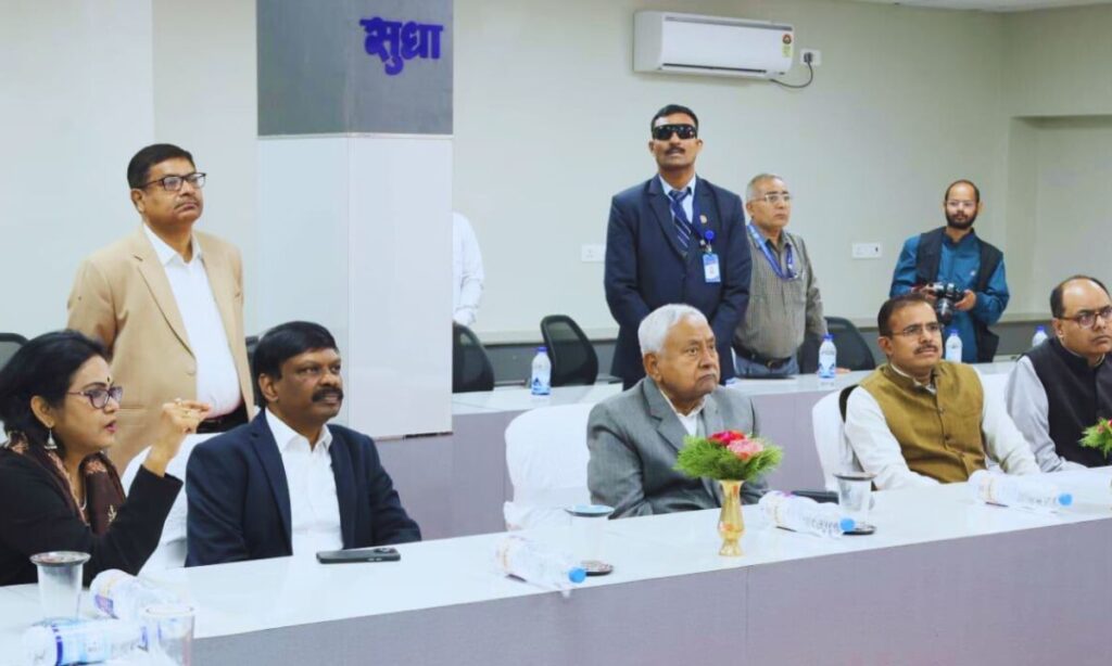 बिहार में डेयरी क्रांति की नई शुरुआत: मुख्यमंत्री नीतीश कुमार की पहल से किसानों की आय में आएगा बड़ा बदलाव