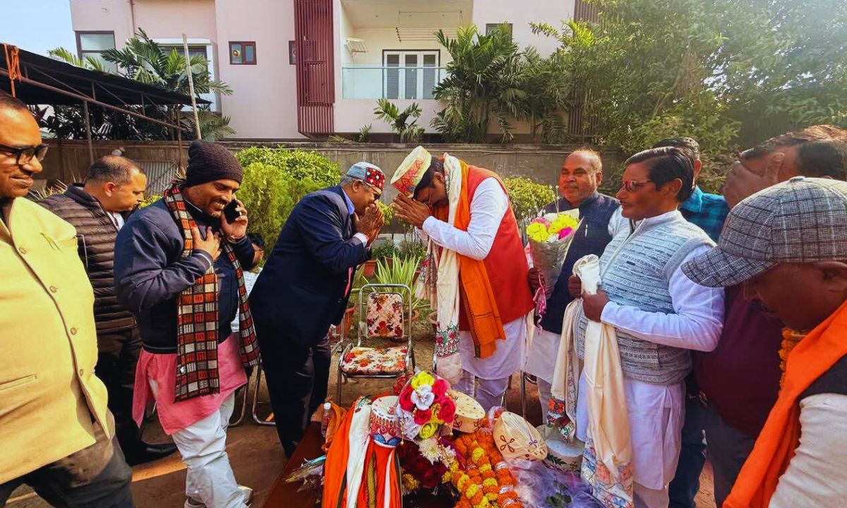 श्री श्याम बाबा मंदिर में पूजा-अर्चना कर लिया आशीर्वाद