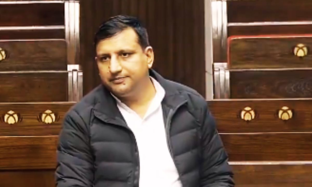 बीमा क्षेत्र में शत प्रतिशत विदेशी निवेश: गरीब और मध्यम वर्ग के भविष्य पर मंडराता खतरा