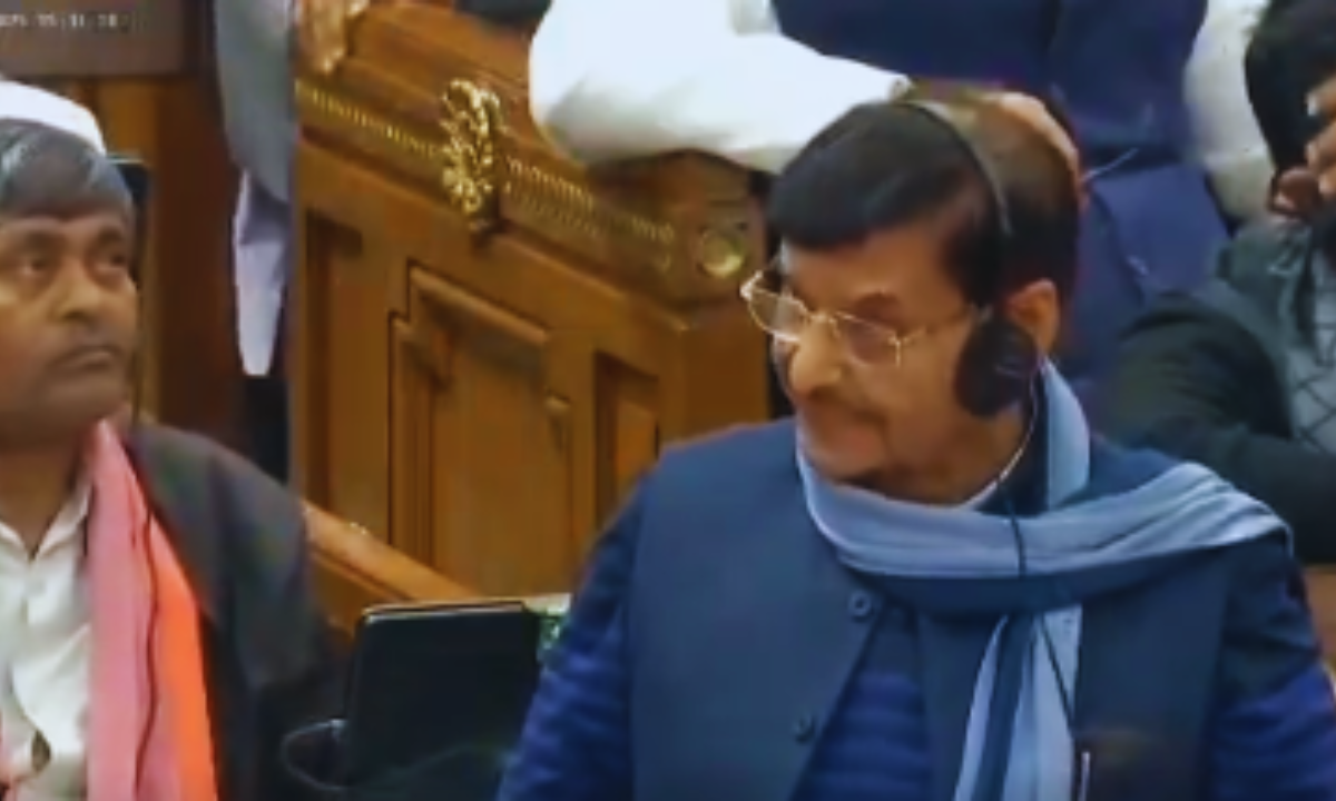 वंदे मातरम् के 150 वर्ष: श्रद्धा, इतिहास और राजनीति पर शिवपाल सिंह यादव का तीखा सवाल