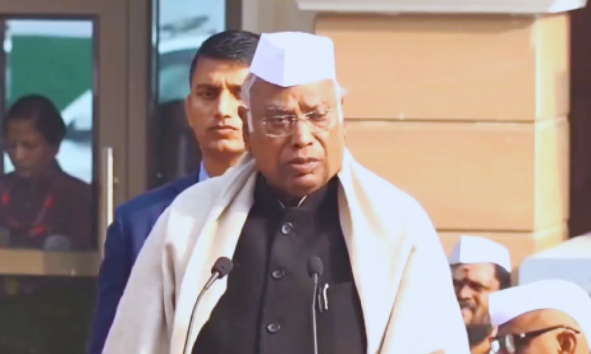 BJP सरकार पर कांग्रेस का बड़ा हमला: मनरेगा से जनगणना तक, कॉरपोरेट हितों की राजनीति का आरोप