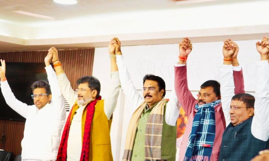 विकसित भारत-जी राम जी कानून पर सियासत तेज