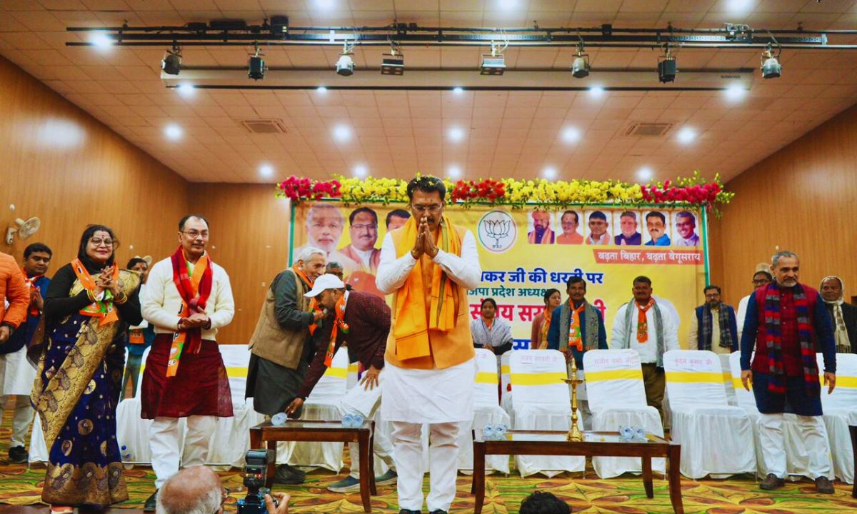 होम तीसरा पक्ष बेगूसराय पहुंचे भाजपा प्रदेश अध्यक्ष संजय सरावगी, कार्यकर्ता समागम