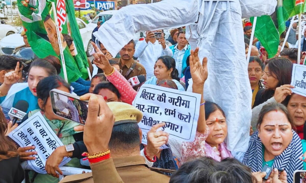 महिलाओं के सम्मान पर हमला बर्दाश्त नहीं : अनीता भारती