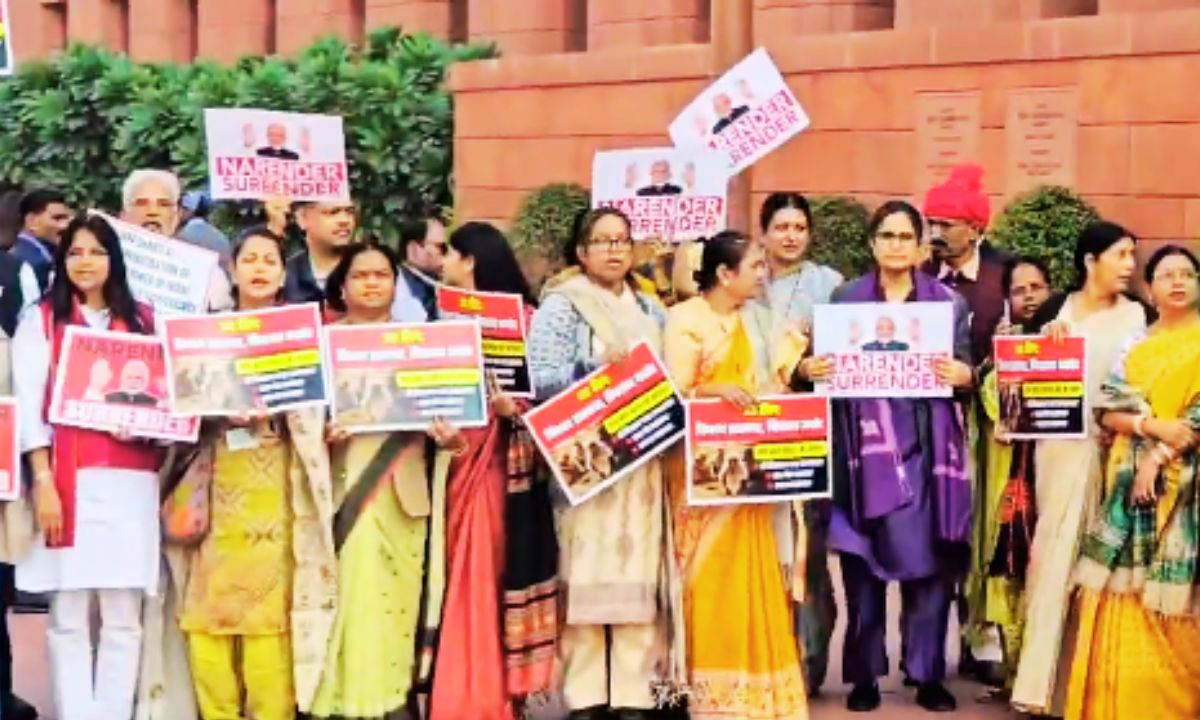 मल्लिकार्जुन खड़गे का TRAP DEAL और लेबर कानूनों पर बयान