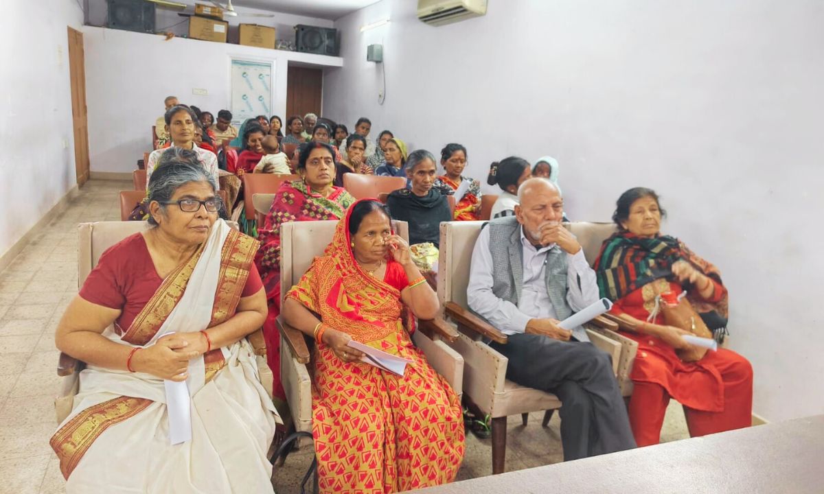 वरिष्ठ नेताओं और कार्यकर्ताओं की भागीदारी वरिष्ठ नेताओं और कार्यकर्ताओं की भागीदारी