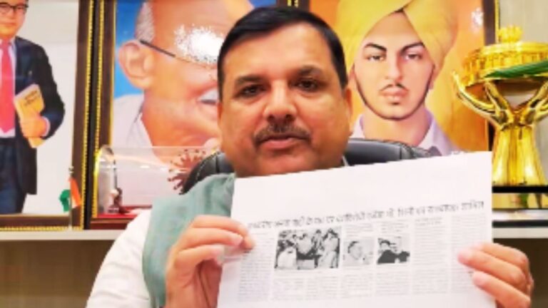 संजय सिंह का दावा: जंतर-मंतर आंदोलन ने सोशल मीडिया को बनाया युवाओं की सबसे बड़ी ताकत AAP सांसद संजय सिंह द्वारा छात्र आंदोलन और सोशल मीडिया की भूमिका पर दिया गया बयान।
