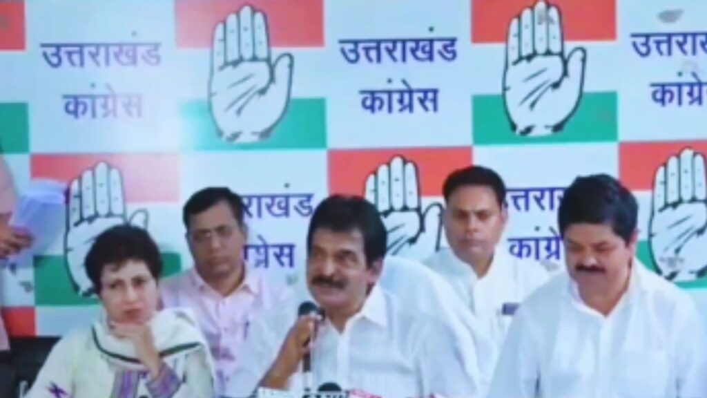 होम तीसरा पक्ष कांग्रेस महासचिव के.सी. वेणुगोपाल के बयान के आधार पर राम मंदिर दान विवाद को लेकर कांग्रेस द्वारा उठाए गए सवालों को दर्शाती सांकेतिक तस्वीर