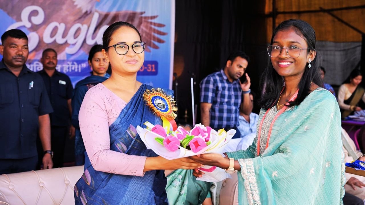 Untitled Design 3 3 तीसरा पक्ष